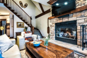 Le Plateau Tremblant - Ski In Ski Out Condo with 3 Bedrooms and Pool Access - 226-4